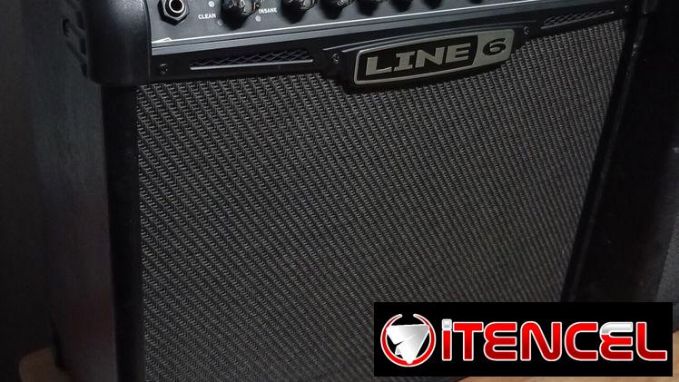 Amplificador de Guitarra Line 6 Spider IV 30