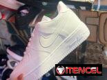 Tenis variados