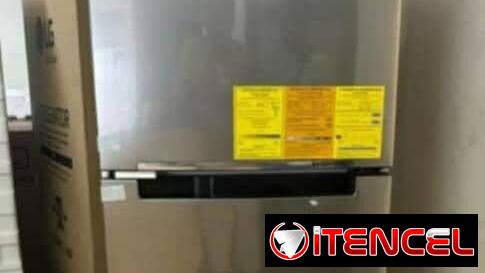 Lavadoras Automáticas Secados al Vapor y Semis Automáticas Refrigeradores Neveras Exibidoras y Frezzes todo New Caja