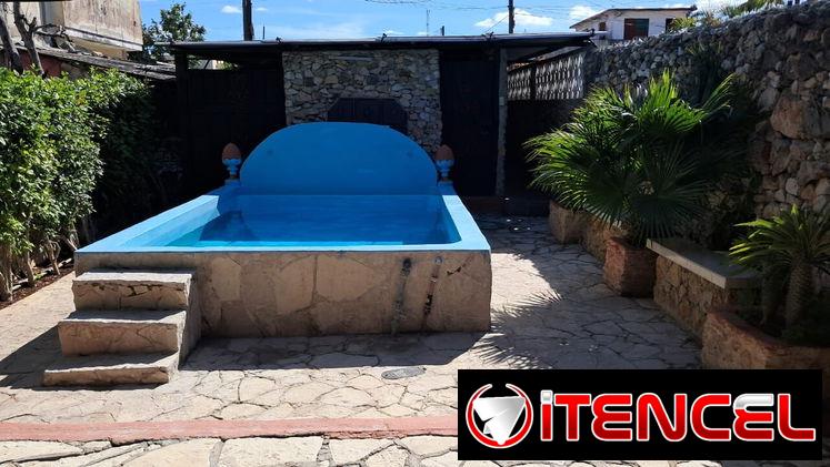 SE RENTA CASA DE DOS HABITACIONES CON PISCINA EN GUANABO. 54026428