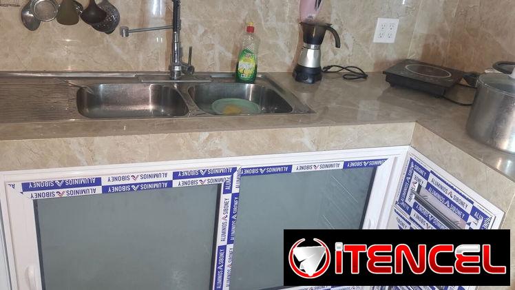 Trabajos de carpintería de aluminio