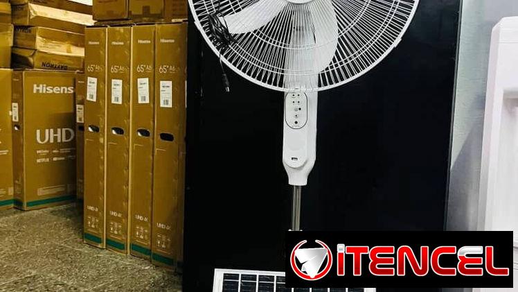 🟢Ventilador Daytron recargable de 18 pulgadas con panel solar🟢  ✅Propiedades✅ ➖12mil Mah de batería ➖3 velocidades osc