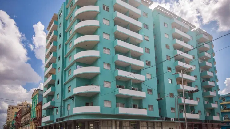 ●PERMUTA: OFREZCO: 3. APARTAMENTOS ● 1.  CON 2.  DORMITORIOS. Y  2.  BAÑOS. Y.  2. APARTAMENTOS CON  1. DORMITORIO.●(ÉN