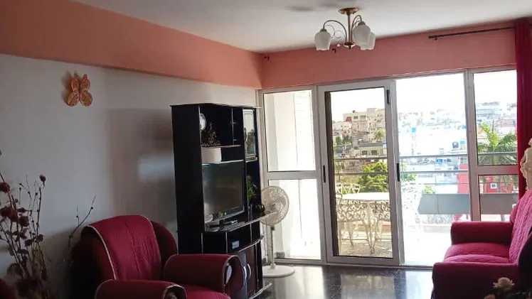 Apartamento independiente en el corazón del Vedado