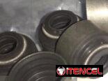 Vendo retenes(tapones) de balancines, de la punta de las válvulas, 16u(Retenes) del accent