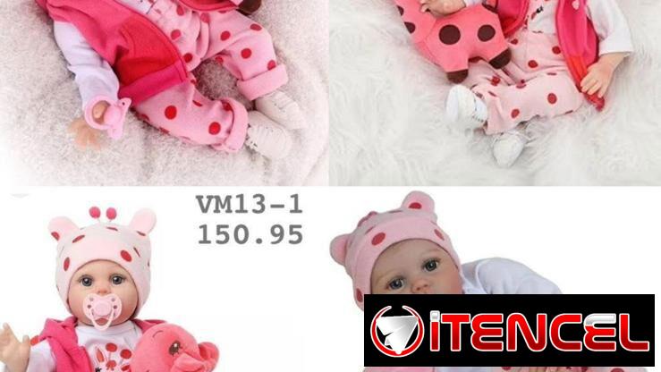 Muñecas reborn realistas con sus accesorios.