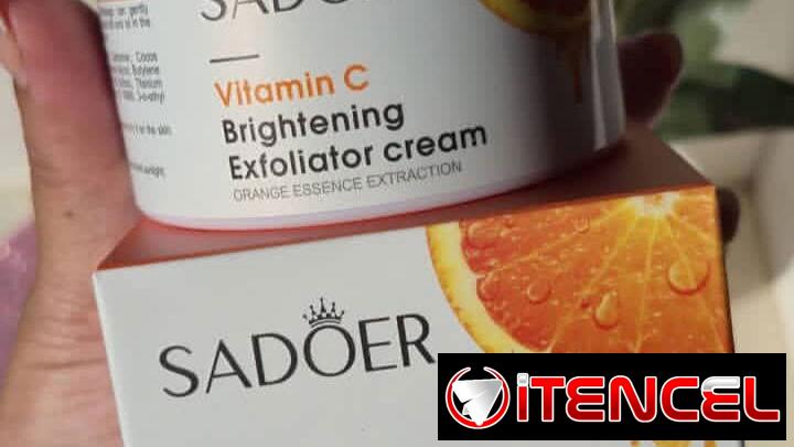 Crema exfoliante con vitamina C