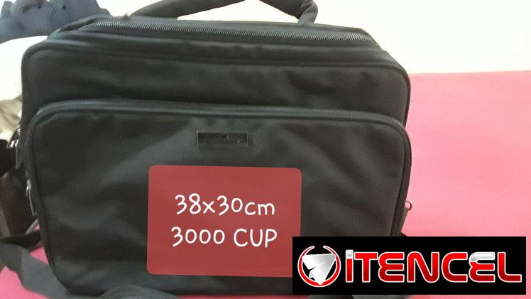 Mochilas y bolsos, ver fotos para más información