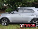Vendo o negocio Hiundai Venue 2023 Automático  muñeco de LLipe  sin defectos