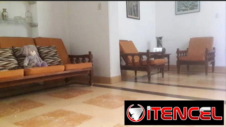 Biplanta bajos 3 cuartos garaje Playa 60mil usd 53582376