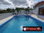 Renta casa con piscina grande a 7 cuadras playa de Guanabo  😎 4 habitaciones climatizadas,  +53 52463651 x WhatsApp, R