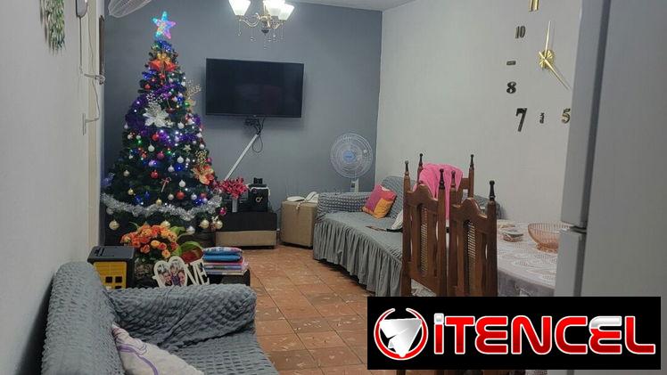 Vendo mi apartamento en 2do piso en el barrio de los inocentes por Santa Catalina y Primelles