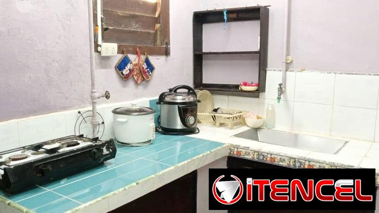 Apartamen  en 5500, con todo lo que tiene adentro y me ajusto en 5000 Centro Habana a una cuadra del barrio Chino
