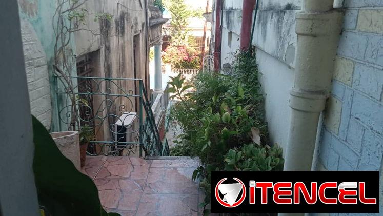 RENTA DE APARTAMENTO VEDADO A 1 CUADRA DEL CALIXTO GARCÍA 350 USD