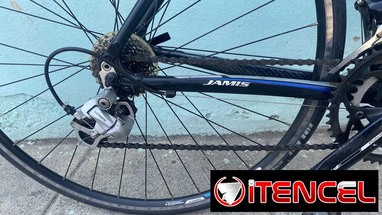 Bicicleta de ruta en óptimas condiciones!