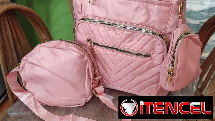 Mochilas con cartera pequeña y accesorio