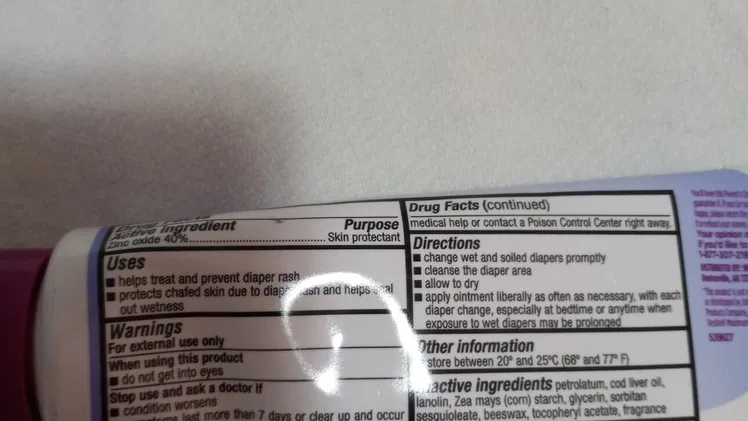 Ungüento anti rozadura del pañal del bebe.