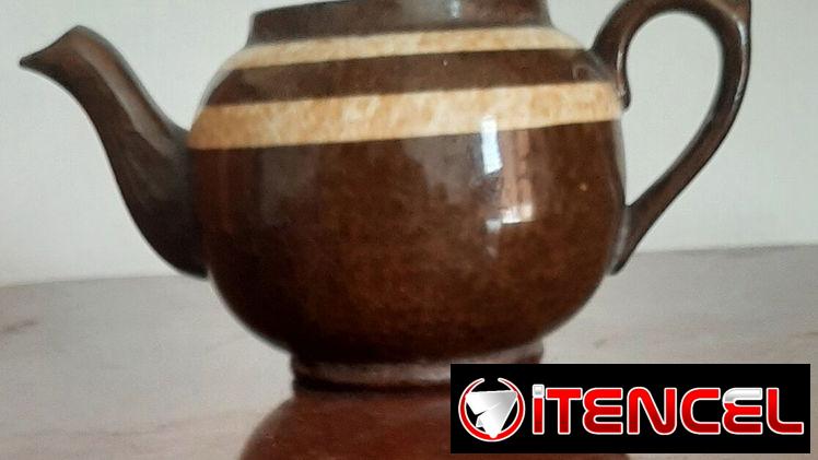 SE VENDE TETERA BETTY INGLESA PARA SERVIR CAFÉ