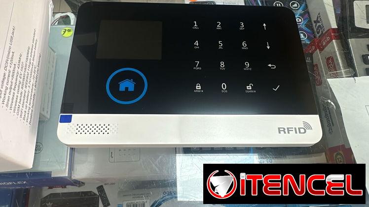 Sistema de Alarmas contra intrusos, con batería de respaldo.