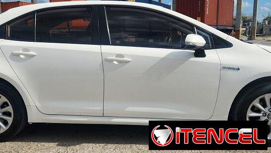 Toyota corolla híbrido 2021 con 80mil Km en 25mil Tel. 53714462