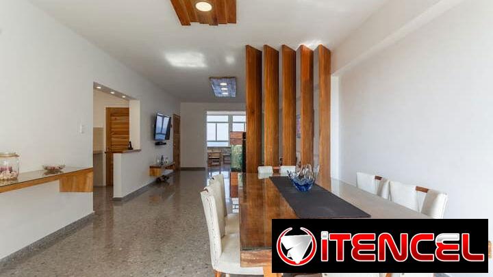 🛏️❄️ Apartamento de Lujo de 4 Habitaciones y 3 Baños con Vista al Mar en el Vedado REF 1227 🎁