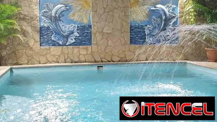 Casa en la playa de Guanabo con piscina con recirculación, 1 cuadra del mar, en renta , 6 hab+53 52463651 ,Paneles S, A
