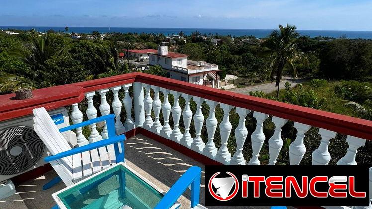 COD.Z 🏡 Casa de Alquiler con Piscina y Vista al Mar 🌊