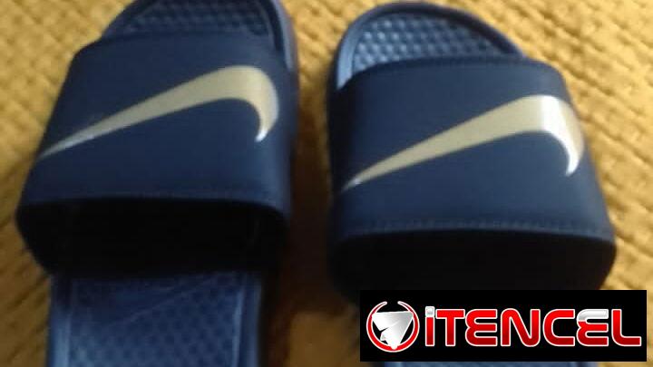 Chancletas marca Nike