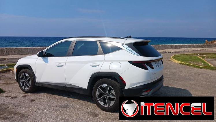 Vendo o negocio yhunday tuccosn del 2025 con 500 millas nada más