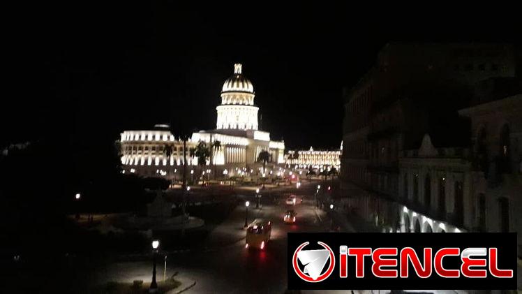 🏡COD.Z 🇨🇺 Alquiler en Habana Vieja | Apartamento con Vista al Capitolio . Tiene  WiFi 🏙️