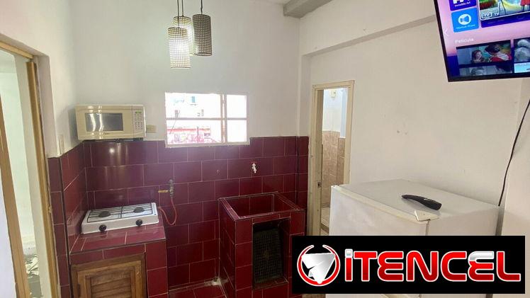 Rento pequeño apartamento de un 1 cuarto. Solo para negocio