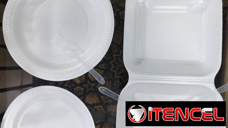 Platos, tenedores, vasos, vasos con tapa, vasos domo