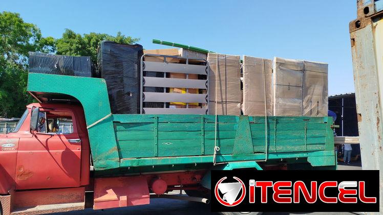 Camión para mudanzas y cargas provincial y nacional. También para puertos, aeropuertos, Palco.