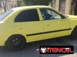 Vendo Hyundai accent 2005, gasolina. Recién pintado y chapisteado, buen A/C. 12000$