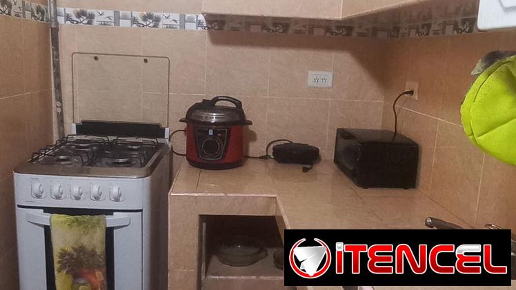 🏡APARTAMENTO INDEPENDIENTE EN EL VEDADO