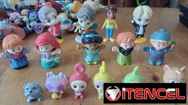 Juguetes y figuras de colección