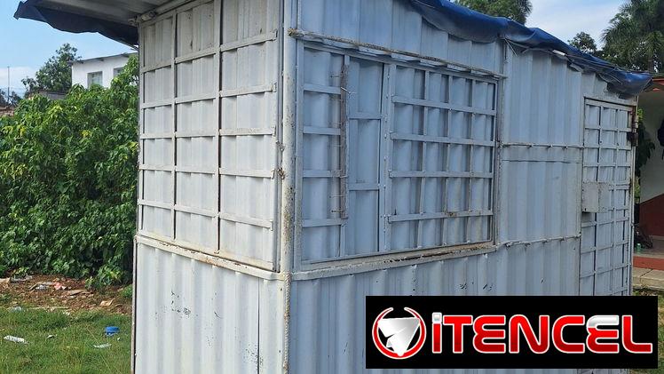 Se vende kiosco para negocio en el semáforo de panamerica en la avenida boyeros gangaaaa