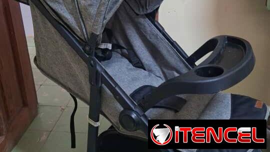 Coche Baby Joy de uso, bien cuidado