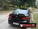 Vendo un negocio kia río, 2019 con 130,000 millas