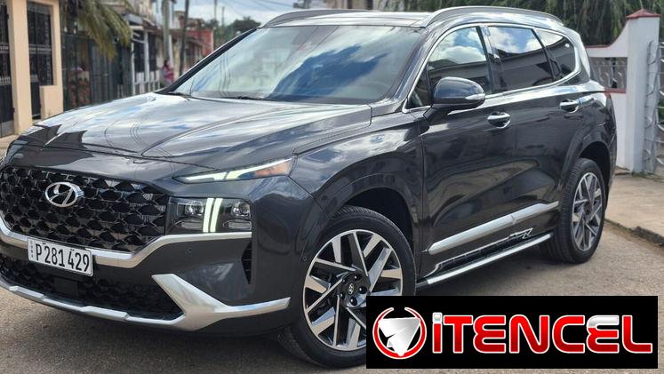 Vendo o negocio, Hyundai Santa Fe, 2021, calle Graphic,con 30,000 millas