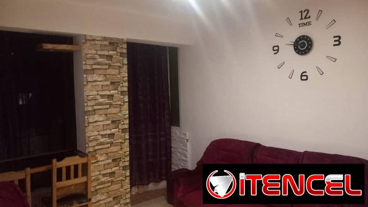 🏢  Renta Lineal y por Noches de Apartamento ventilado y confortable en el Vedado REF 1424