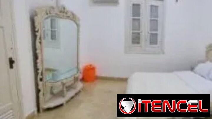 400 USD EL MES RENTO LINEAL APTO EN EL VEDADO MUY CENTRICO AL FRENTE EE HOTEL NUEVO TORRE K .52501177