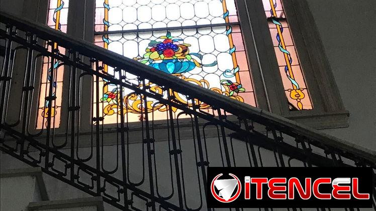Espectacular mansión en el Vedado próxima al Hotel Cohíba con 9 cuartos,ideal para hostal . Precio negociable!!!