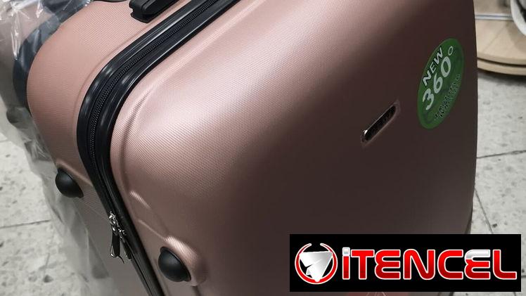 Maleta rosada de 23 kg disponible – Ideal para viajes largos