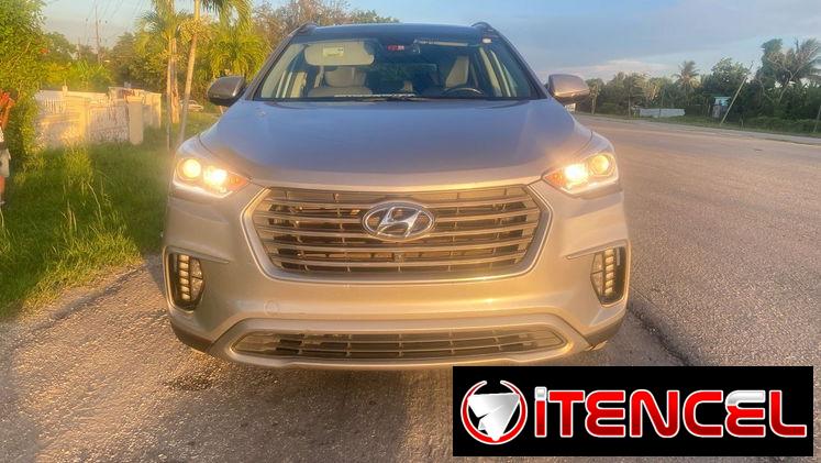 Vendo o negocio yhunday Santa Fe del 2017 7 plazas limited