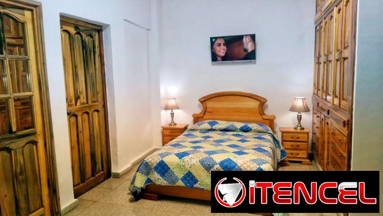 SE RENTA APTO PRIVADO DE UNA HABITACIÓN POR 25 Y MALECON EN CENTRO HABANA. 54026428