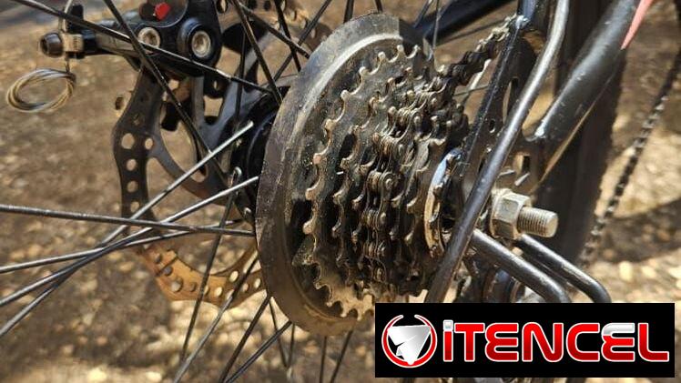 Bicicleta 29 como nueva único detalle el asiento rasgado todo lo demás funciona al 100