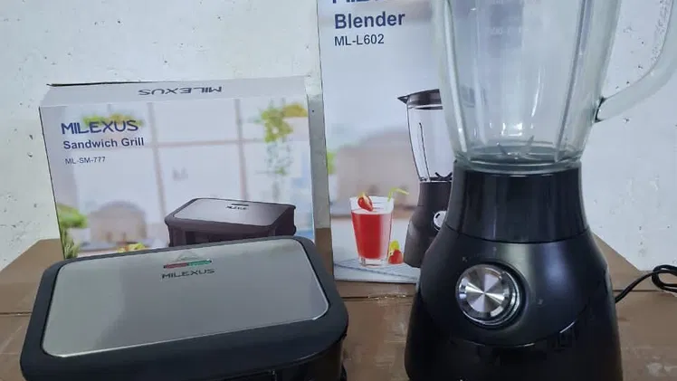 *COMBO*   Sandwishera Milexus y Licuadora Milexus con vaso de cristal