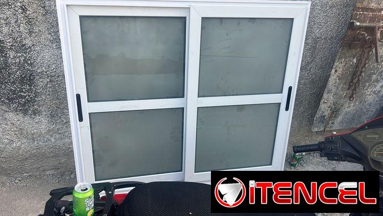 Puertas y ventanas de aluminio y cristal