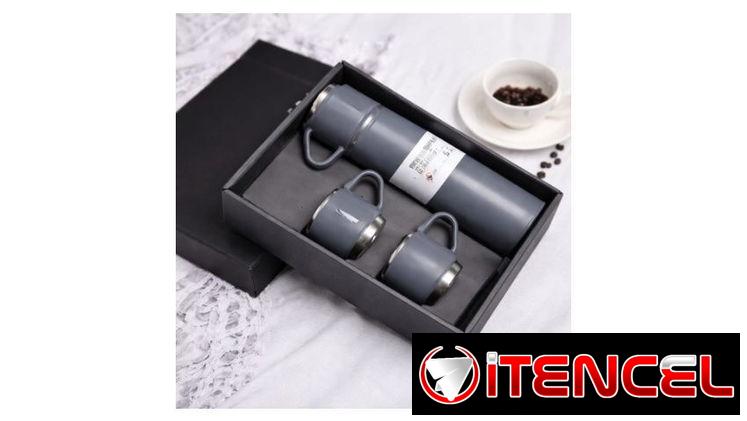 TERMO TÉRMICO CON 3 VASOS GRIS .